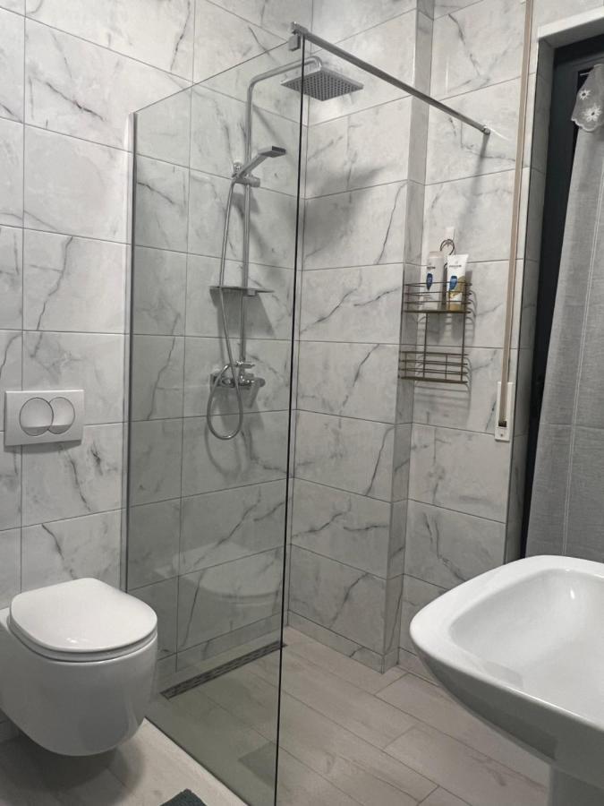 Alma Rose Apartment Korce Esterno foto