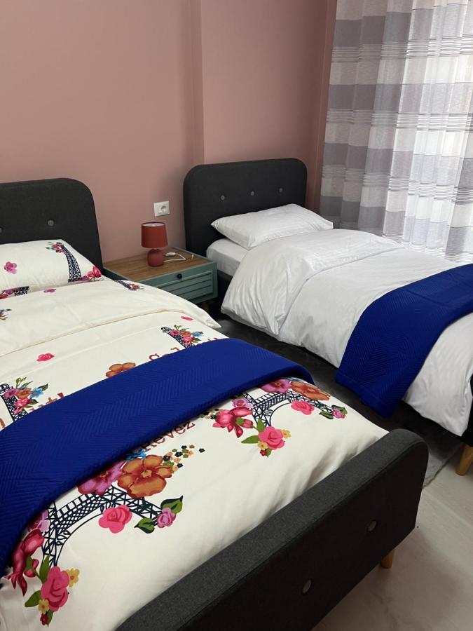 Alma Rose Apartment Korce Esterno foto