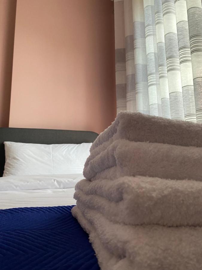 Alma Rose Apartment Korce Esterno foto